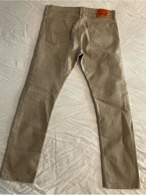 Levi's Beige Straight-Leg Jeans